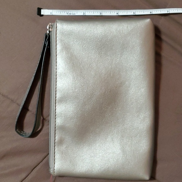 Silver Wristlet - Picture 2 of 3
